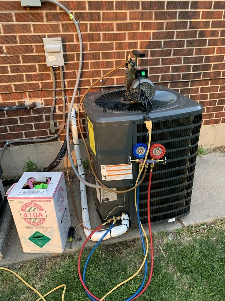 Slide of Fahrenheit Pros