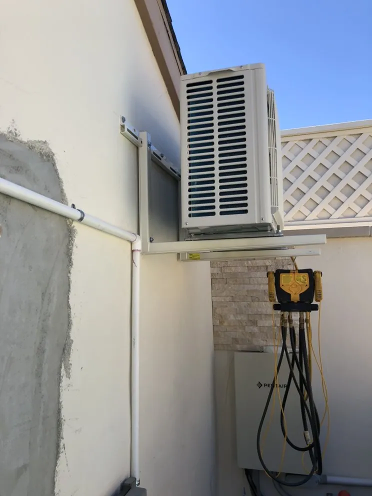 Slide of FairFax Heating & Air Conditioning