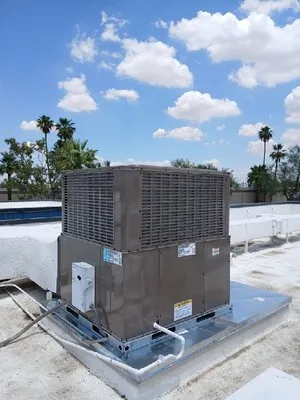 Falcon Air Conditioning Logo