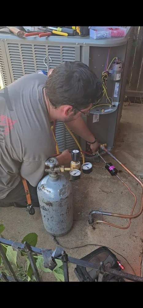 Slide of Familia Mechanical Heating and Air Conditioning