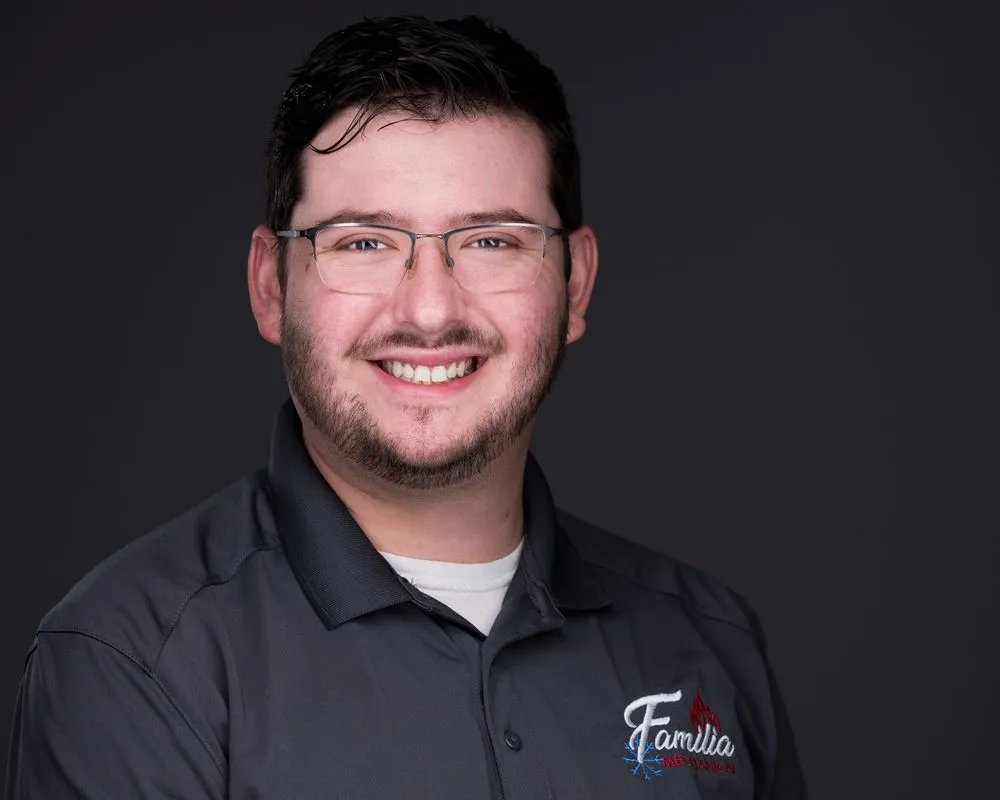 Slide of Familia Mechanical Heating and Air Conditioning