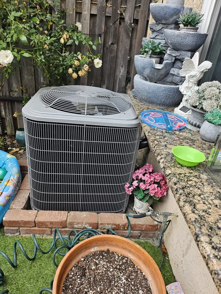 Slide of Family Air Conditioning & heating