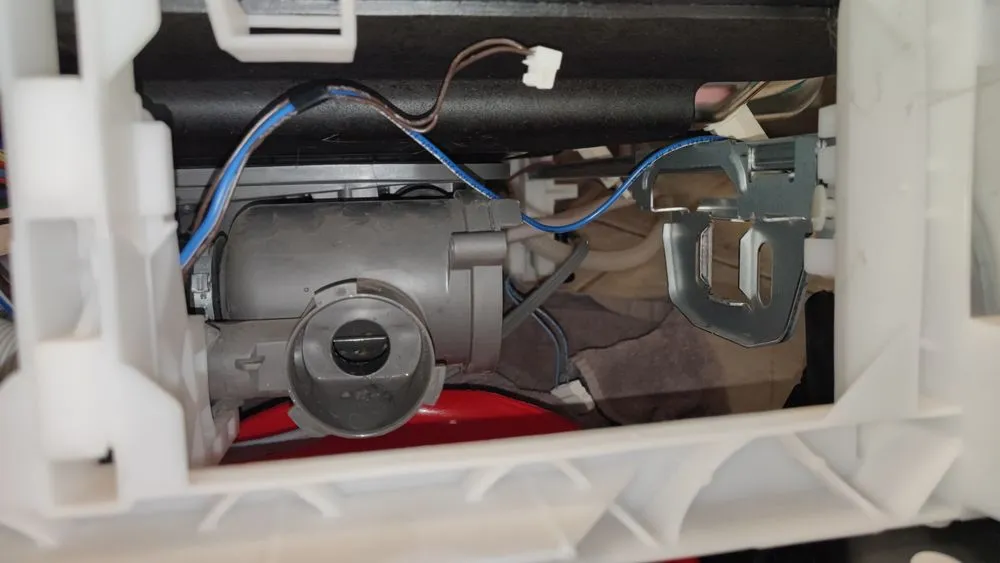 Slide of Family Master