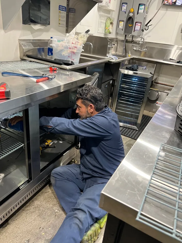 Slide of Fast Tech Heating & Air Conditioning