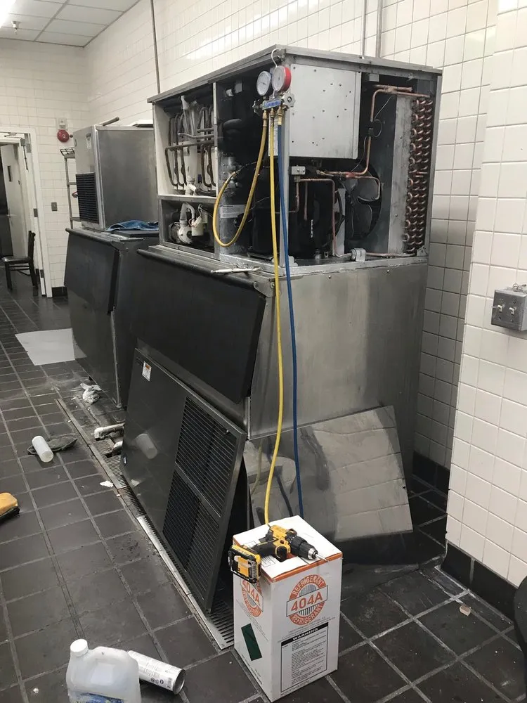 Slide of Fast Tech Heating & Air Conditioning