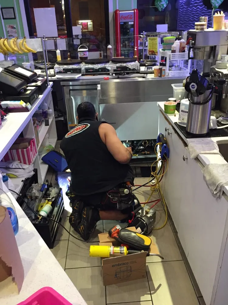 Slide of Fastech 2000