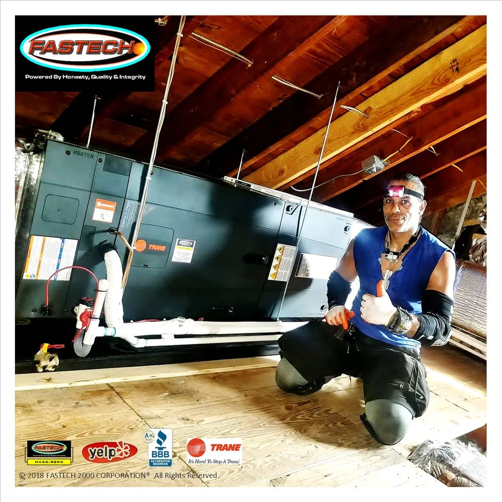 Slide of Fastech 2000