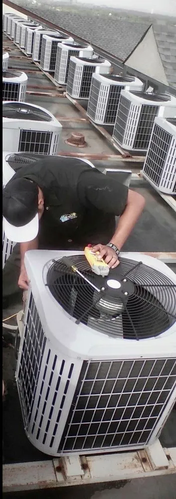 Slide of Felix Air Services