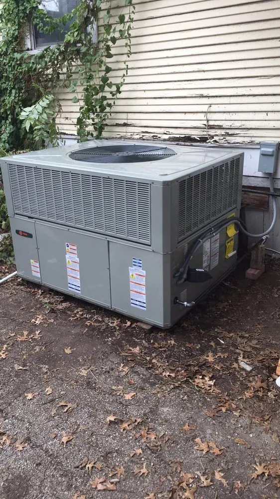 Slide of Felix Air Services