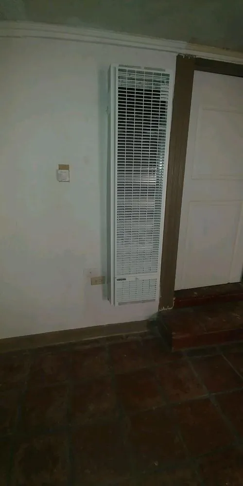 Slide of Felix Air Services