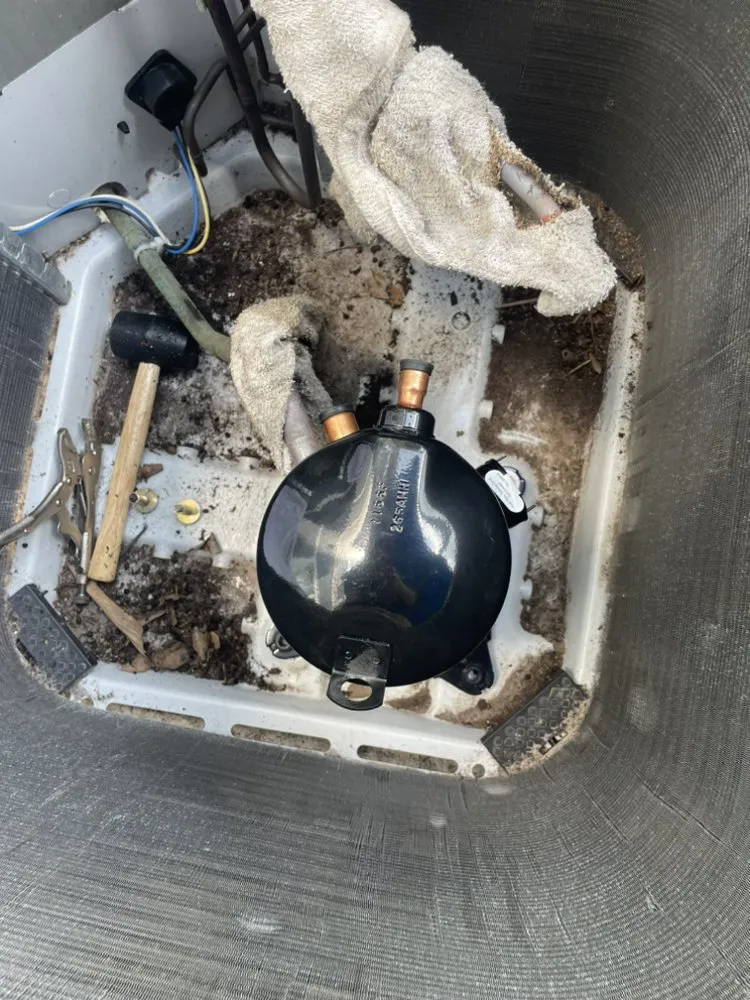 Slide of Felix the Fix it Man