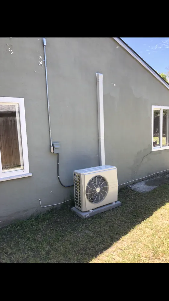 Slide of Felkins Heating and Air