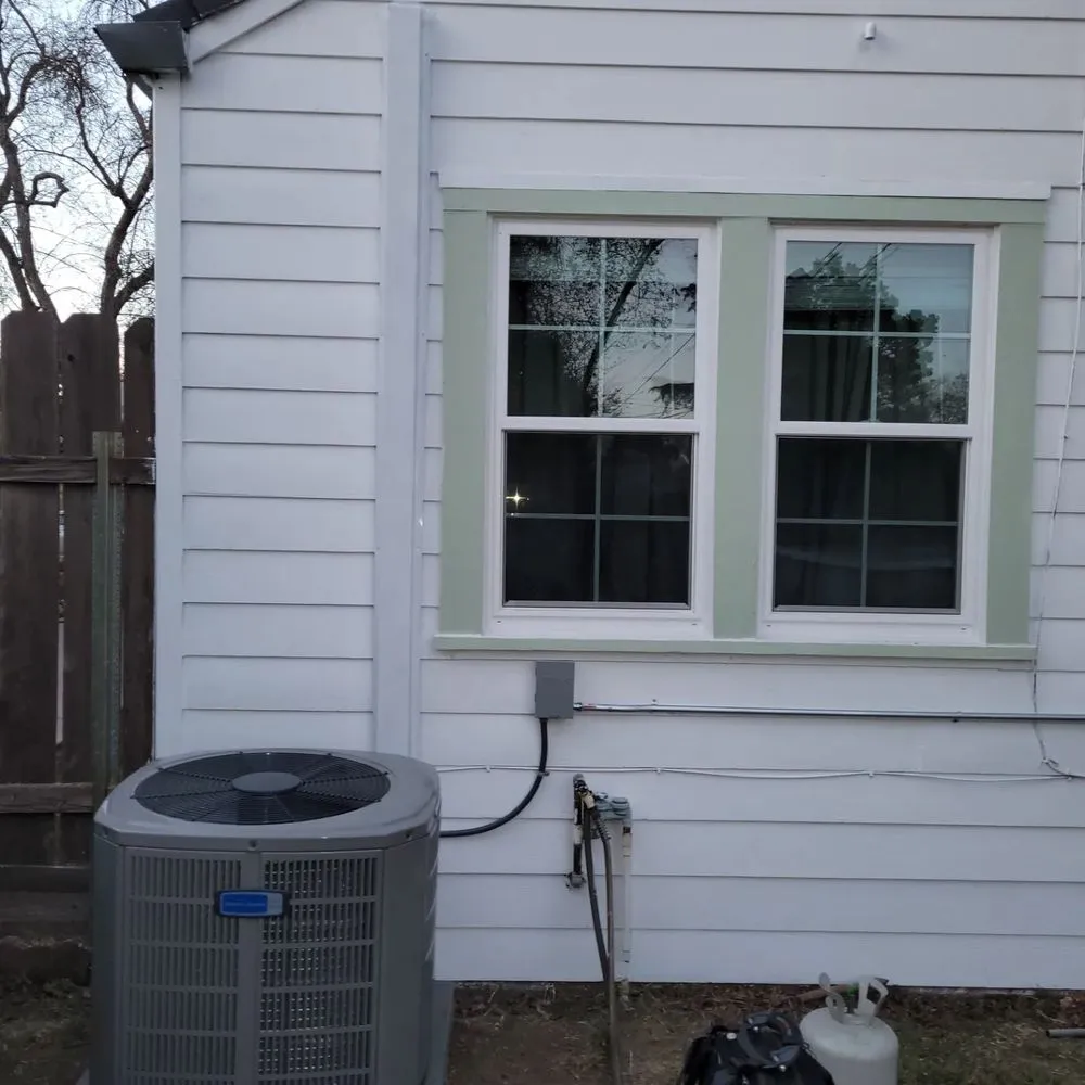 Slide of First and Last Heating & Air