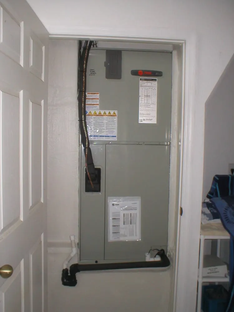 Slide of First Class, Air Conditioning