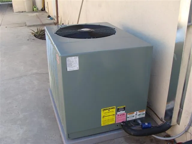 Slide of First Response Air Conditioning & Heating