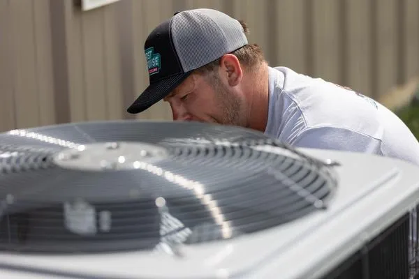 First Response Heating & Cooling Logo