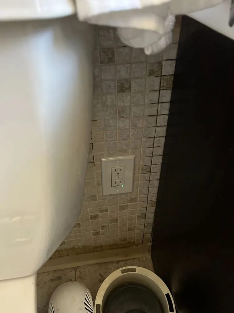 Slide of Five Or Free Electrical Solutions