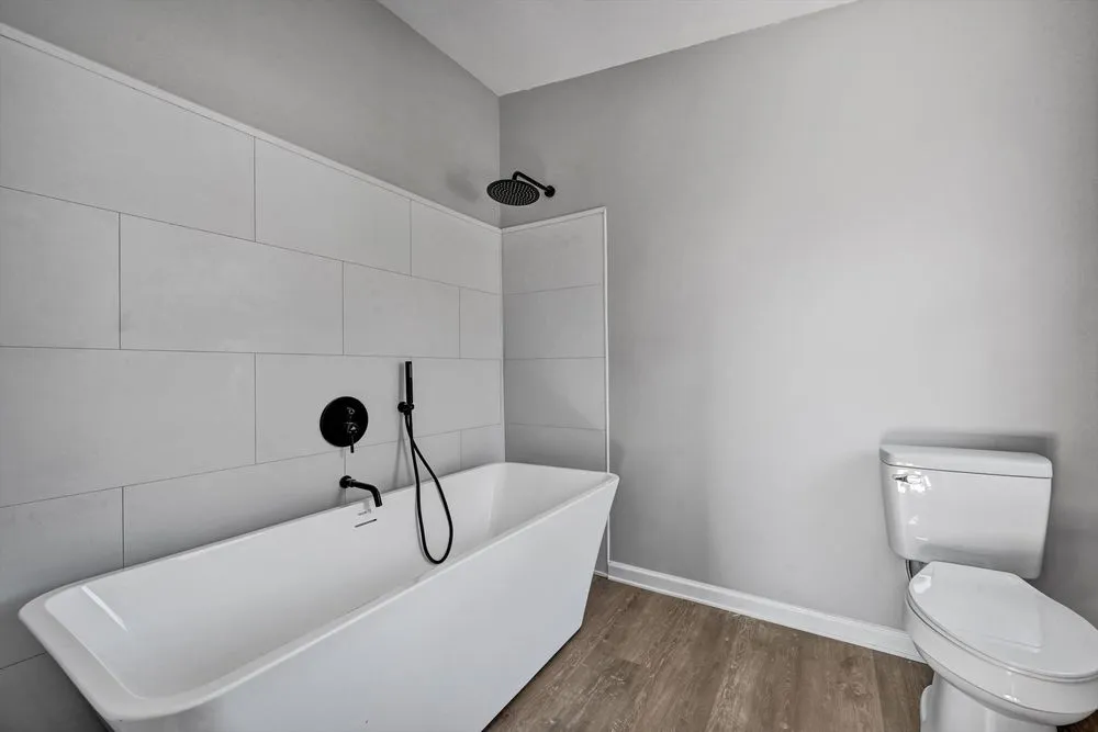 Slide of Five Star Contracting