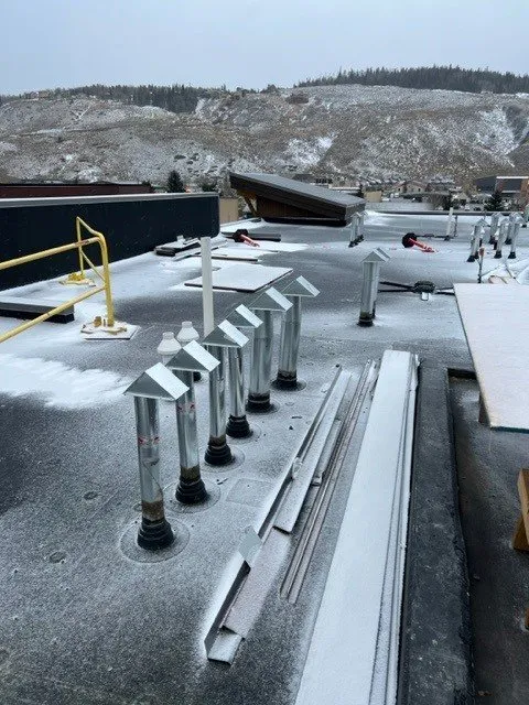 Slide of Five Stars Mechanical