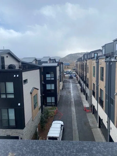 Slide of Five Stars Mechanical