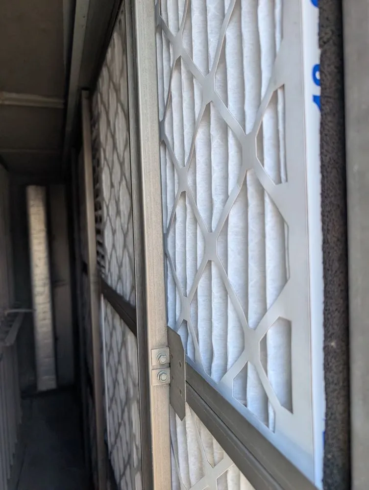 Slide of Fixfast solutions