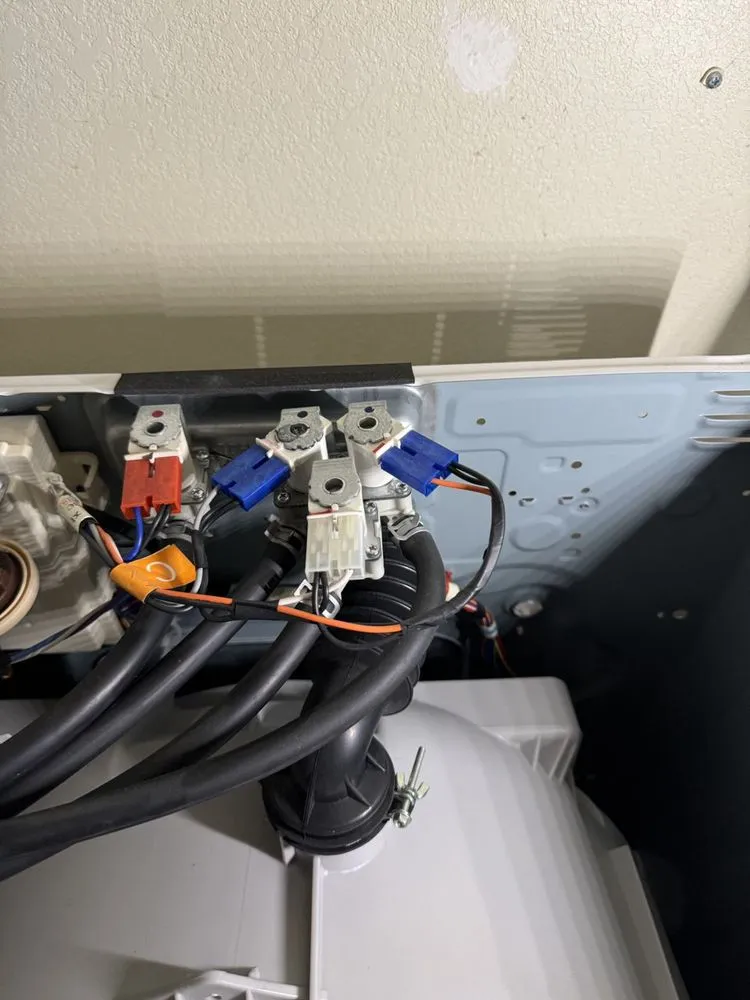 Slide of FixMate PRO