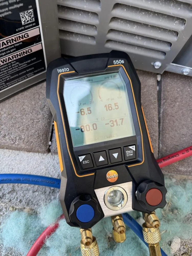 Slide of FixMate PRO