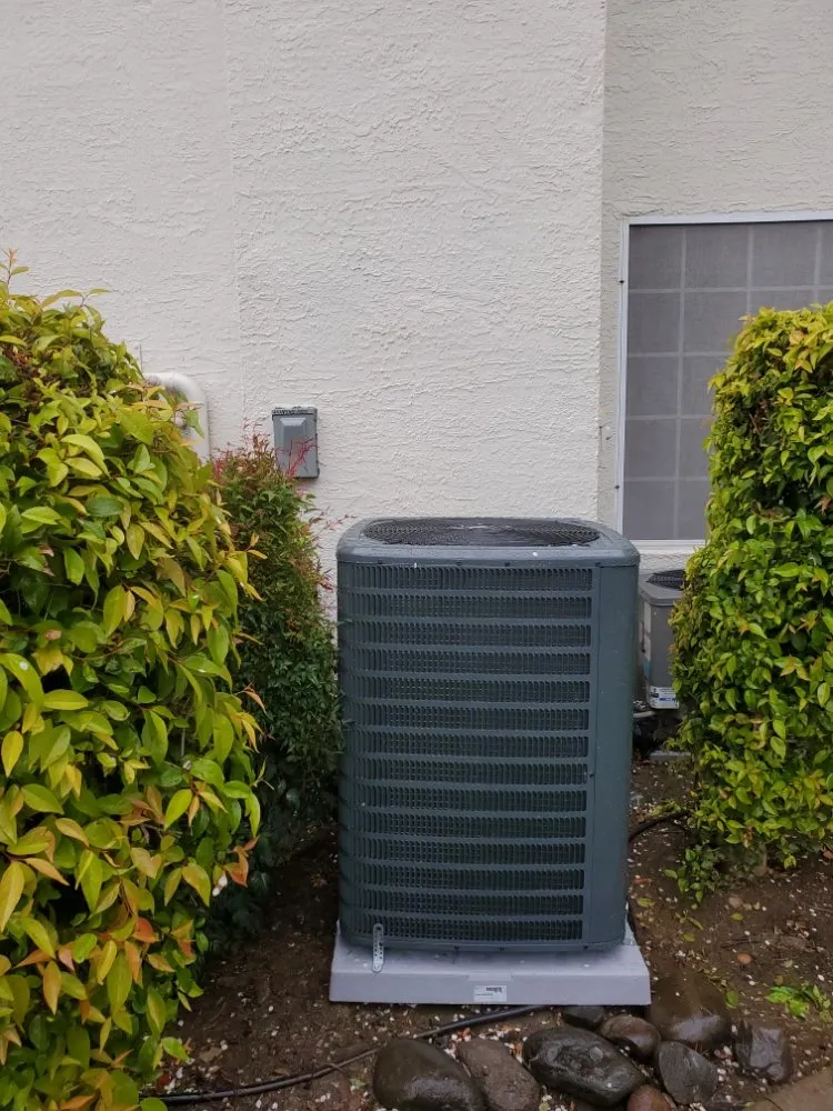 Slide of F&J Heating & Air Conditioning