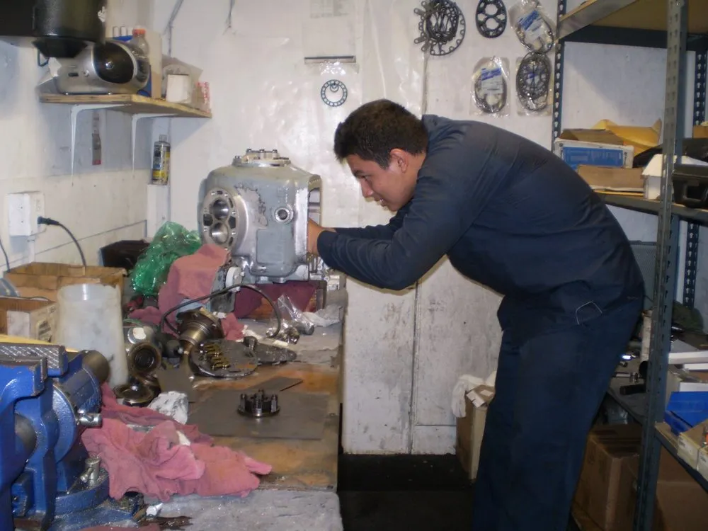 Slide of Fleet Service Specialist