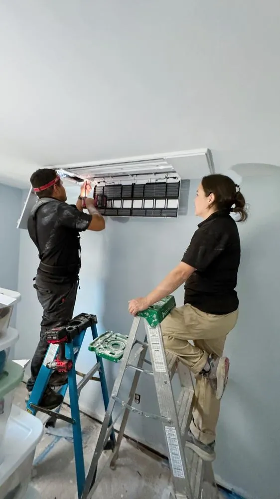 Slide of Florez & Garzon