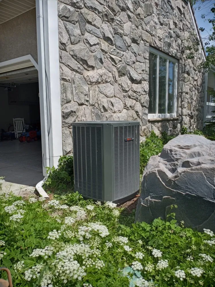 Slide of Flynn's Heating and Air