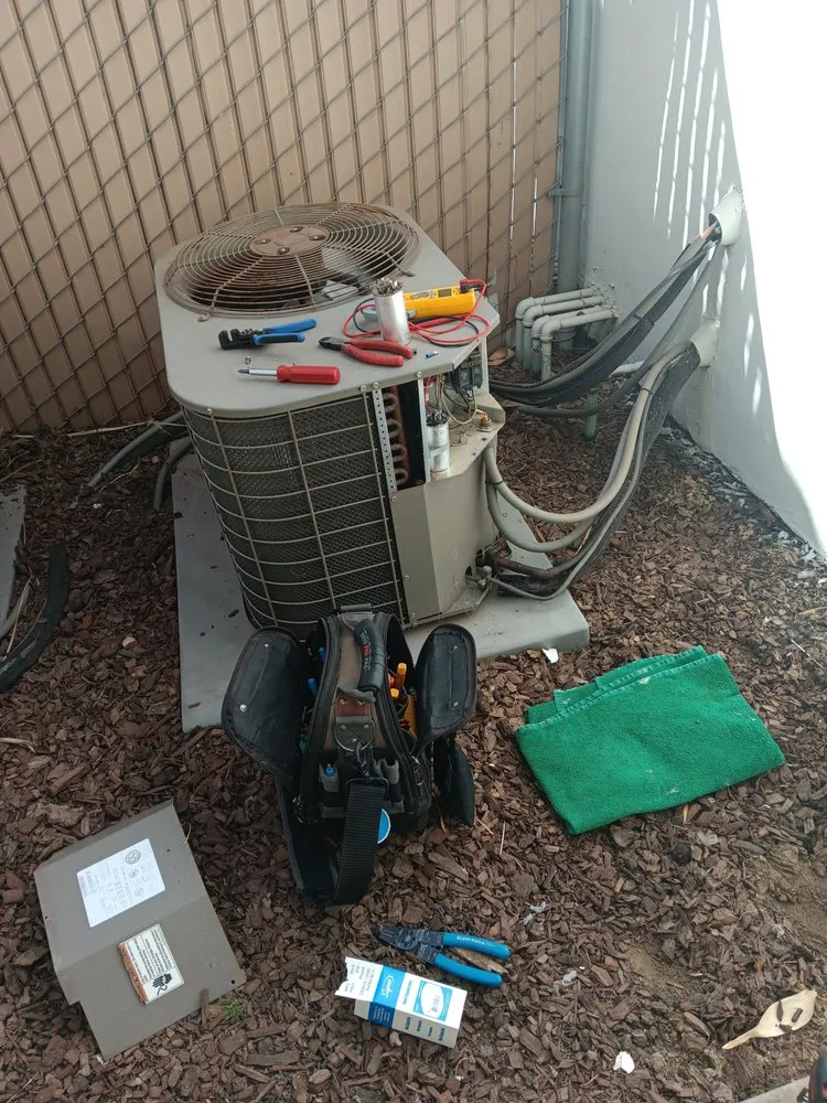 Slide of F&M A/C & Heating Service