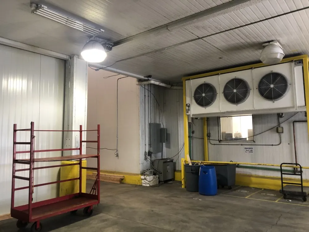 Slide of FM Thomas Air Conditioning