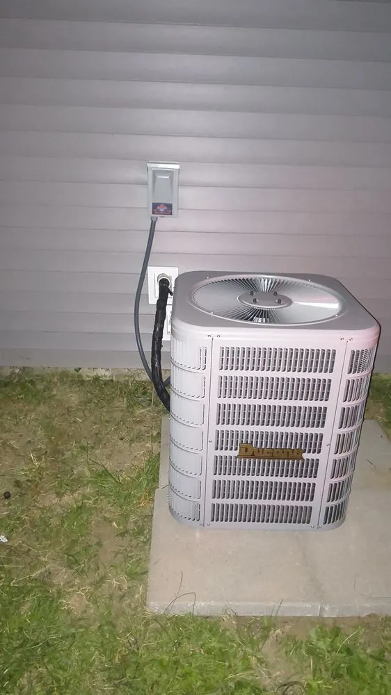 Slide of Fouts Construction