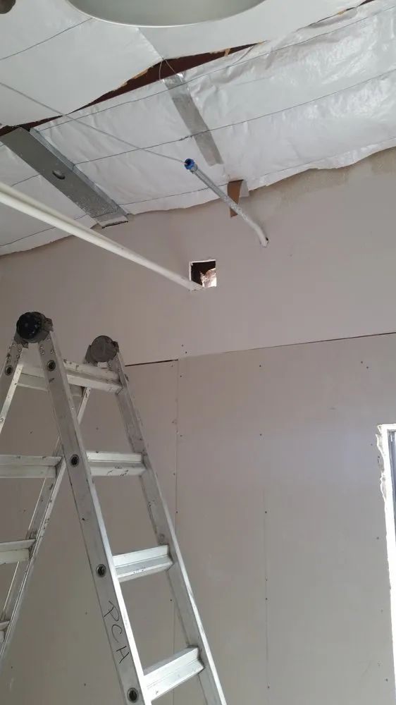 Slide of Foy's Cooling & Heating