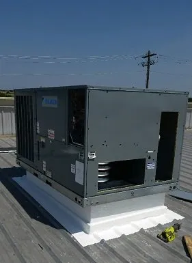 Slide of Foy's Cooling & Heating