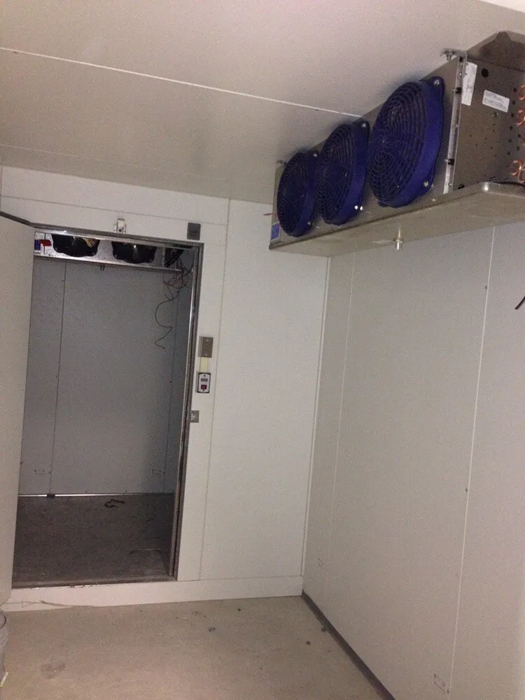 Slide of Freddys Cool Zone