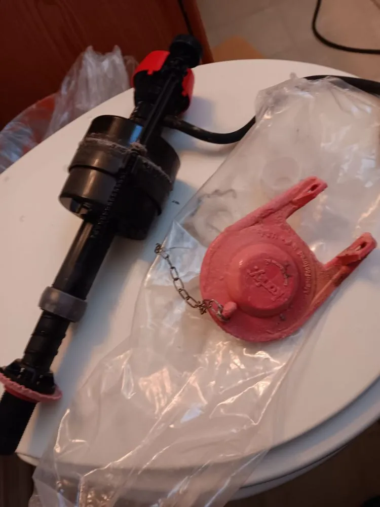 Slide of Fredy Repairs