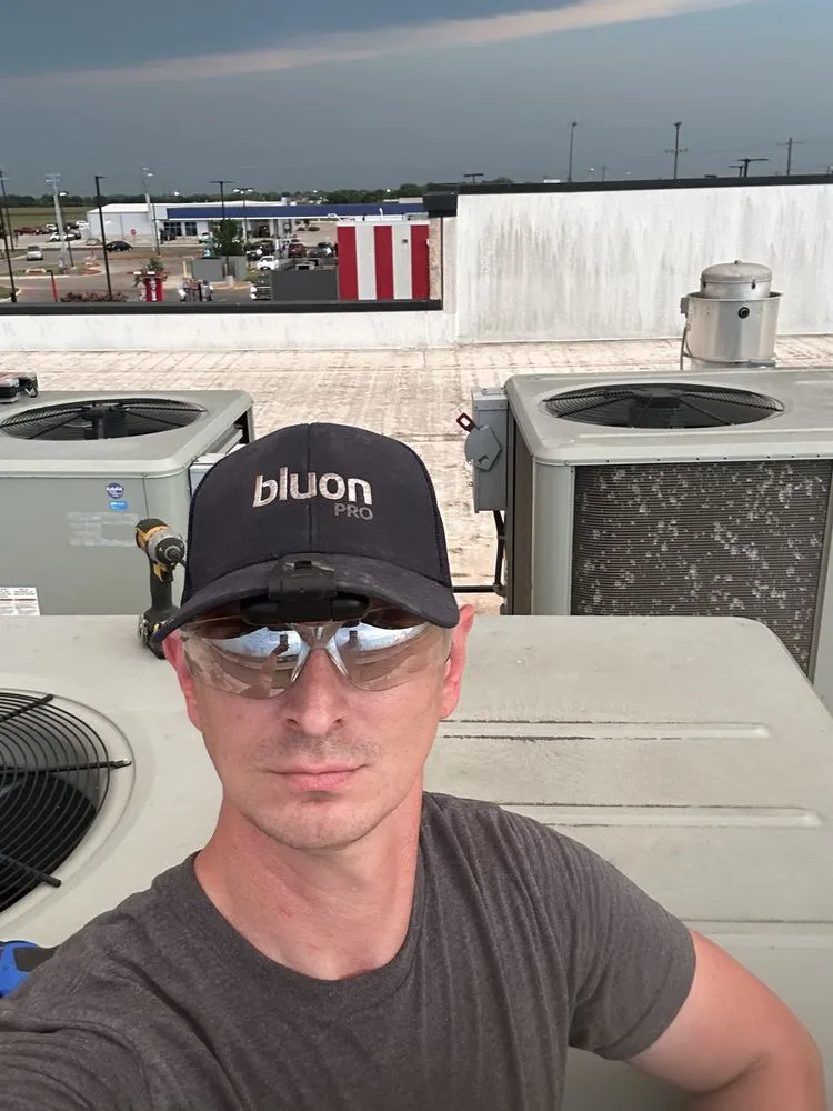 Slide of FreezingHeat Air Conditioning and Heating