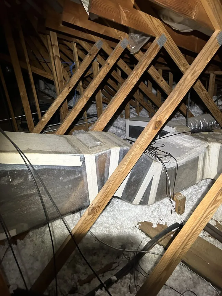 Slide of FreezingHeat Air Conditioning and Heating