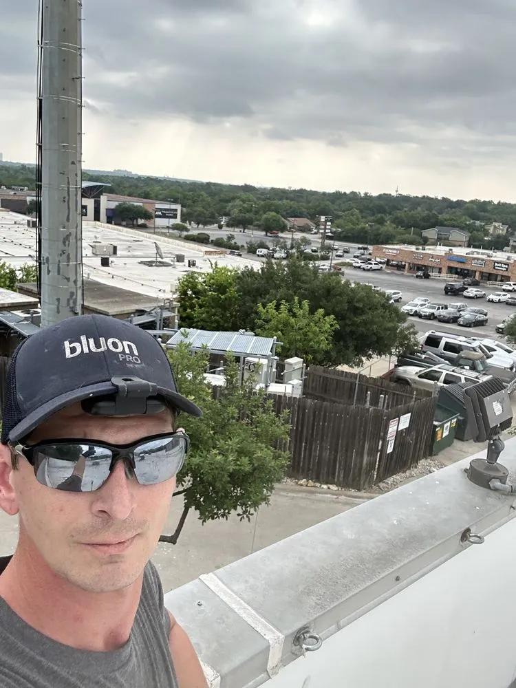 Slide of FreezingHeat Air Conditioning and Heating