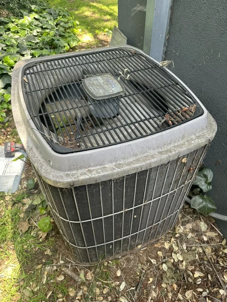 Expert air conditioning tune-up experts serving San Fernando Valley, CA - Fresh Air UA