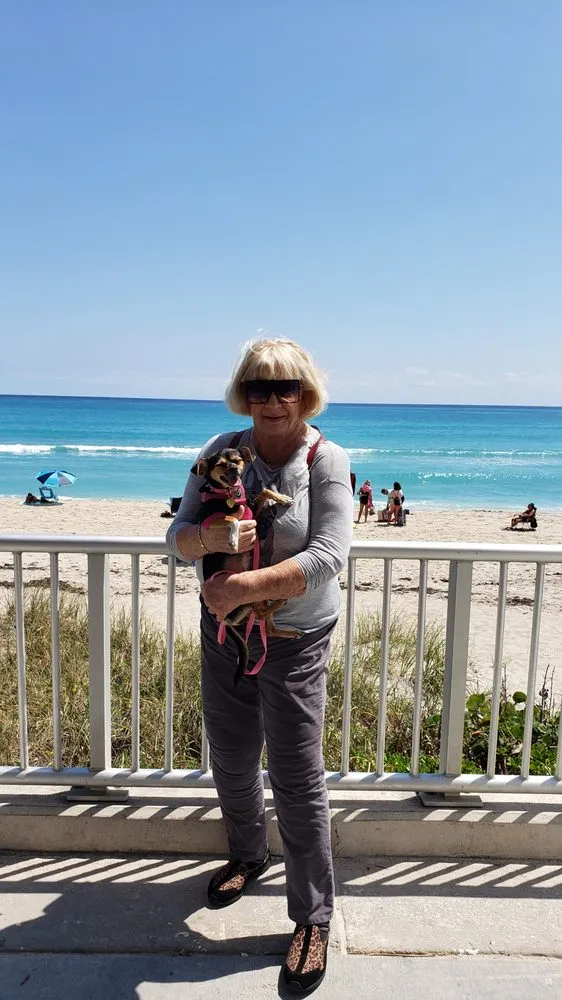 Slide of Friendly A/C