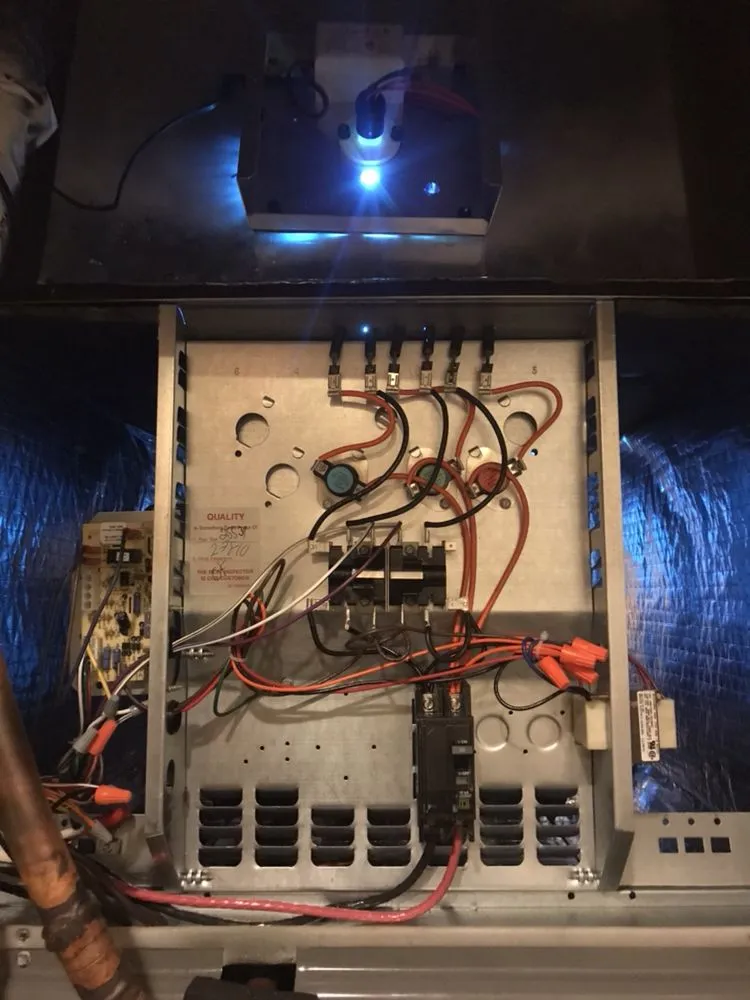 Slide of Friendly's Air Conditioning and Heating Services