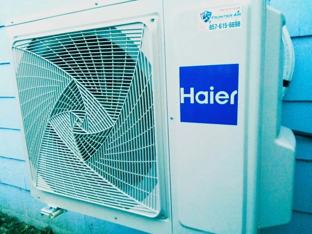 Slide of Frontier Air