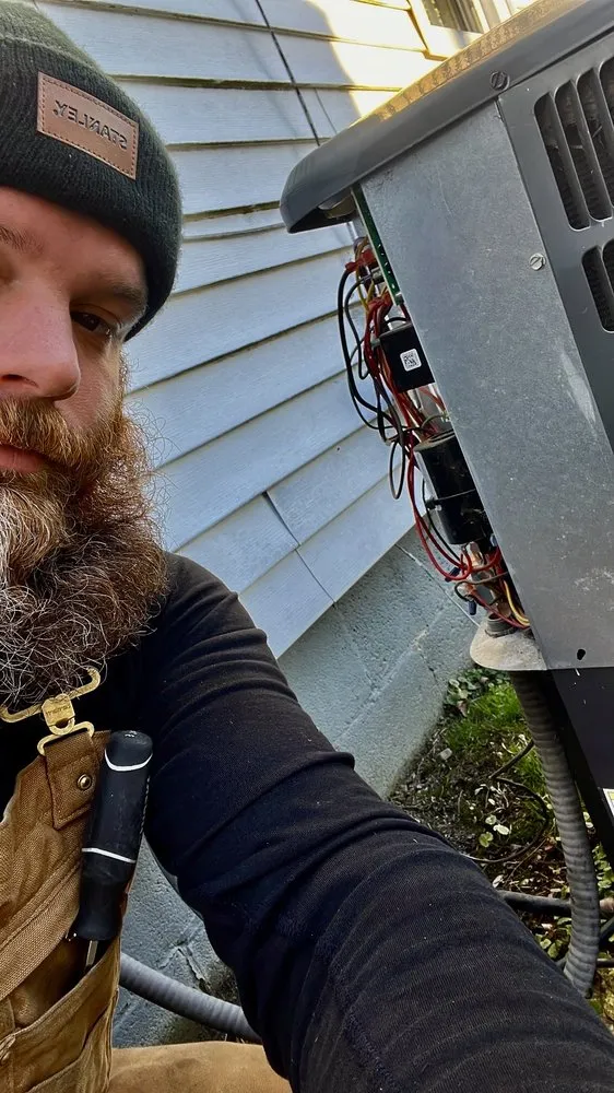 Emergency heating and cooling service for fast service in Chesterfield, VA by Frost Maintenance Mechanixx