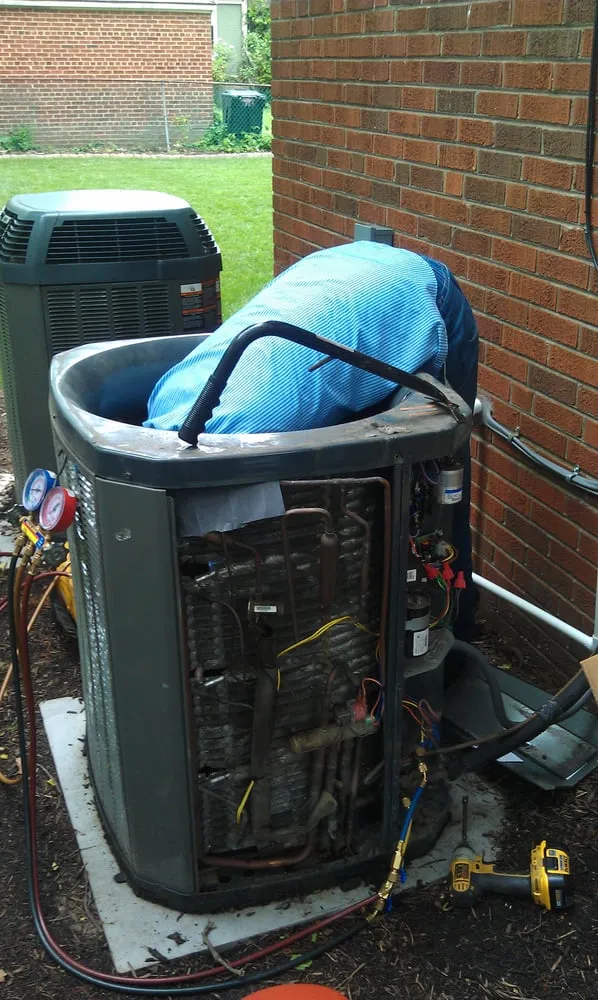 Slide of Frosty's Heating & Cooling