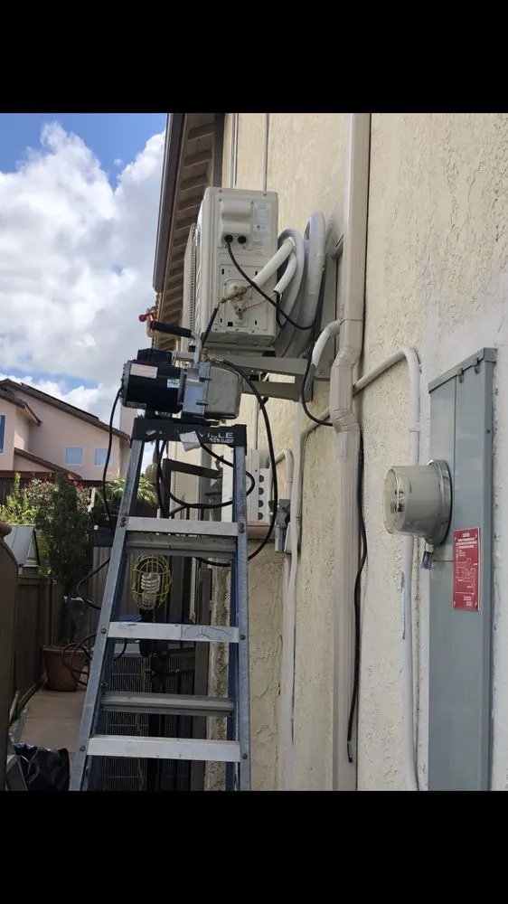 Slide of Fuentes Appliances