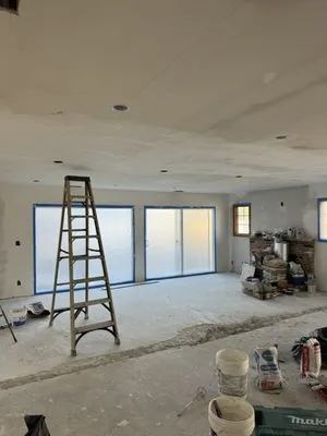 Full House Construction Logo