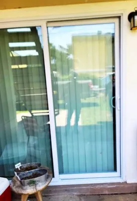 Fundora’s Brother’s Logo